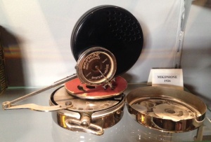 Mikiphone Pocket phonograph
